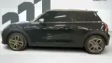 Mini Cooper SE - Miniatura 6