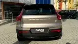 Volvo XC40 Recharge - Miniatura 5