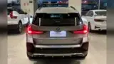 BMW IX1 - Miniatura 9