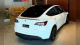 Tesla Model Y - Miniatura 9