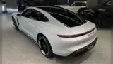 Porsche Taycan - Miniatura 2