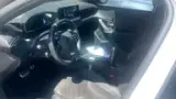 Peugeot E-2008 - Miniatura 4