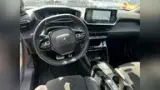 Peugeot E-2008 - Miniatura 2