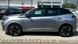 Peugeot E-2008 - Miniatura 7