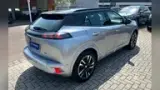Peugeot E-2008 - Miniatura 11