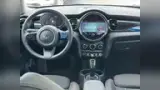 Mini Cooper SE - Miniatura 10