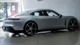 Porsche Taycan - Miniatura 2
