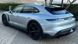 Porsche Taycan - Miniatura 6