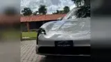 Porsche Taycan - Miniatura 2