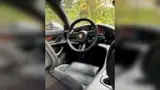 Porsche Taycan - Miniatura 10