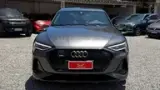 Audi E-tron - Miniatura 2