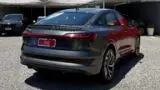 Audi E-tron - Miniatura 5