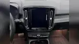 Volvo XC40 - Miniatura 4