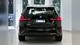BMW IX1 - Miniatura 18