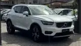 Volvo XC40 Recharge Plug-in Hybrid - Miniatura 3