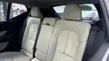 Volvo XC40 Recharge Plug-in Hybrid - Miniatura 9
