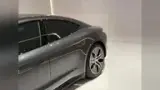 Porsche Taycan - Miniatura 20