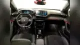 Peugeot E-2008 - Miniatura 11