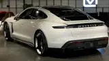 Porsche Taycan - Miniatura 13