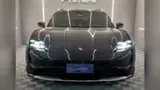 Porsche Taycan - Miniatura 1