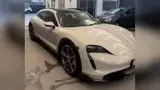 Porsche Taycan - Miniatura 10