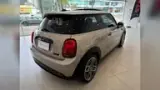 Mini Cooper SE - Miniatura 18