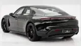 Porsche Taycan - Miniatura 4