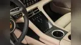 Porsche Taycan - Miniatura 12