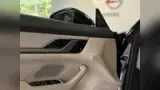 Porsche Taycan - Miniatura 10