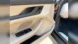 Porsche Taycan - Miniatura 17