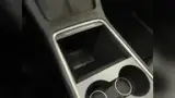 Tesla Model Y - Miniatura 17
