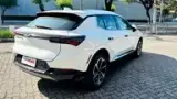 Chevrolet Equinox EV - Miniatura 2