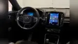 Volvo XC40 Recharge - Miniatura 16