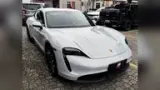 Porsche Taycan - Miniatura 3