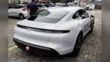 Porsche Taycan - Miniatura 6