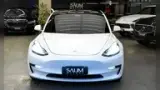 Tesla Model 3 - Miniatura 2