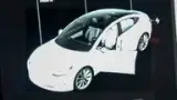 Tesla Model 3 - Miniatura 10