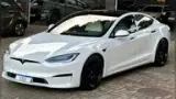 Tesla Model S - Miniatura 1