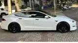 Tesla Model S - Miniatura 4