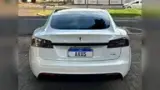 Tesla Model S - Miniatura 6