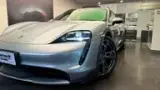 Porsche Taycan - Miniatura 18