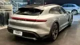 Porsche Taycan - Miniatura 4