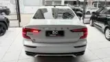 Volvo S60 Recharge Plug-in Hybrid - Miniatura 6