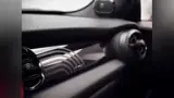 Mini Cooper SE - Miniatura 12