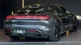 Porsche Taycan - Miniatura 8