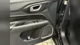 Jeep Compass 4xe Plug-in Hybrid - Miniatura 14