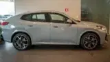 BMW IX2 - Miniatura 4