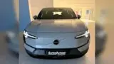 Volvo EX40 - Miniatura 2