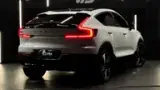 Volvo EX40 - Miniatura 4