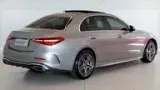 Mercedes Eqc 400 - Miniatura 2